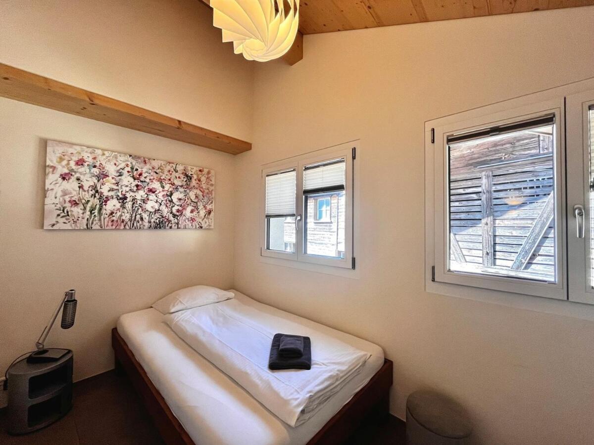 Beim Brunnen Apartment Gsteigwiler Екстериор снимка
