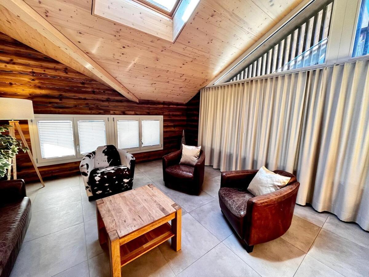 Beim Brunnen Apartment Gsteigwiler Екстериор снимка