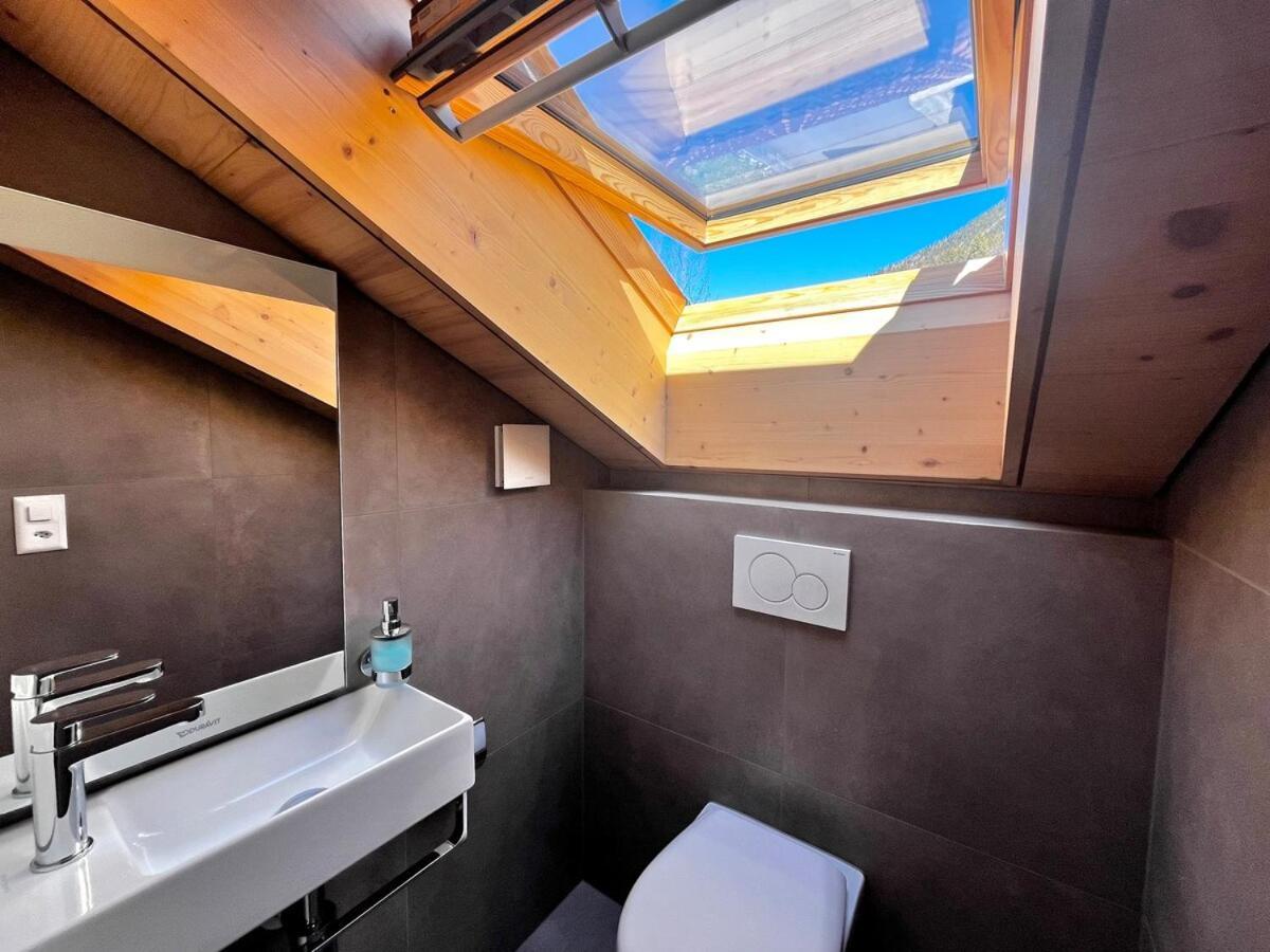 Beim Brunnen Apartment Gsteigwiler Екстериор снимка