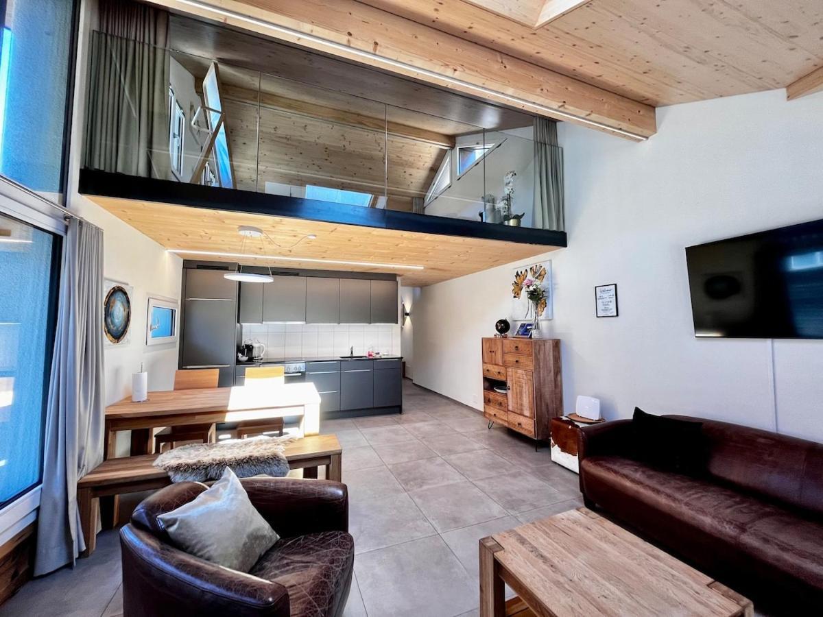 Beim Brunnen Apartment Gsteigwiler Екстериор снимка