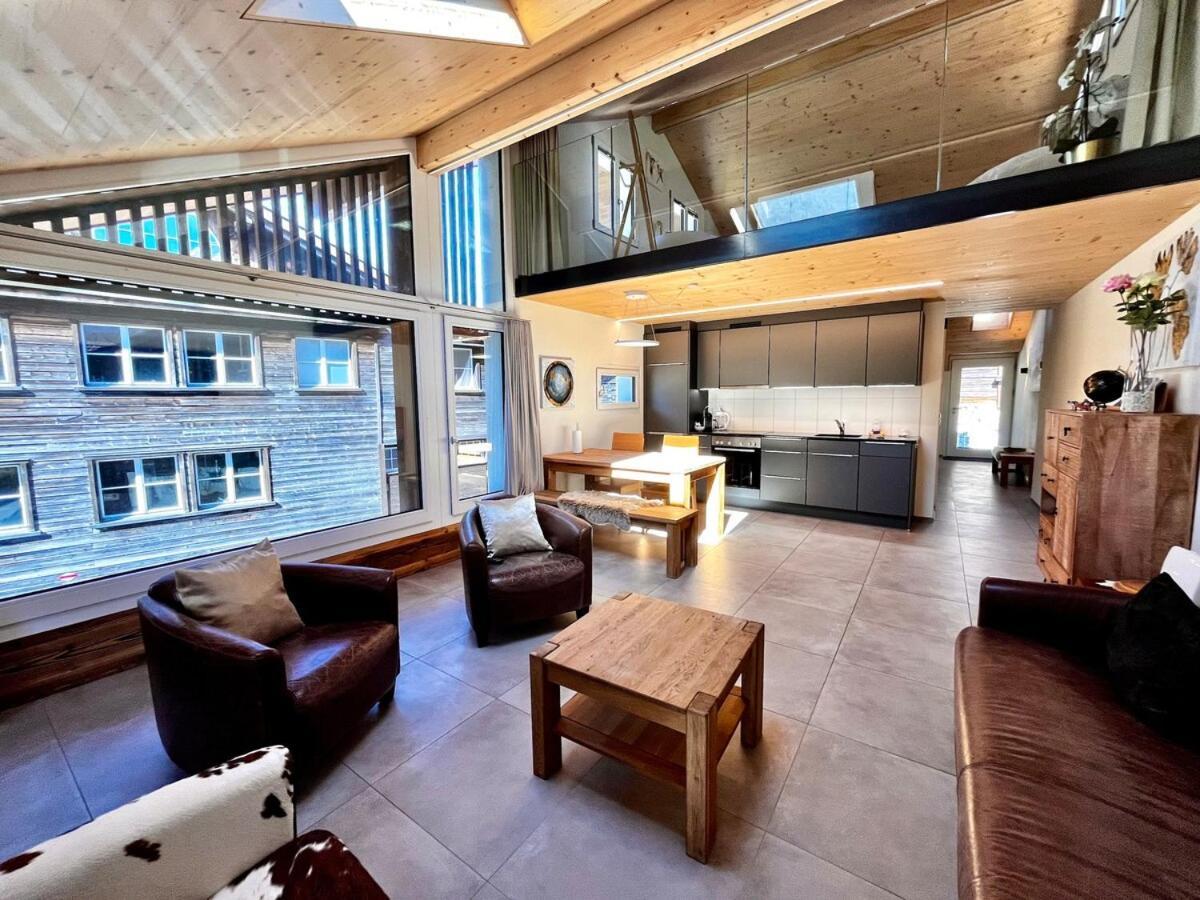 Beim Brunnen Apartment Gsteigwiler Екстериор снимка